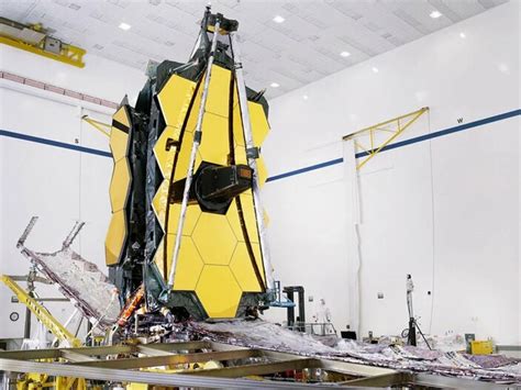 J­a­m­e­s­ ­W­e­b­b­ ­U­z­a­y­ ­T­e­l­e­s­k­o­b­u­ ­f­ı­r­l­a­t­ı­l­m­a­y­a­ ­h­a­z­ı­r­